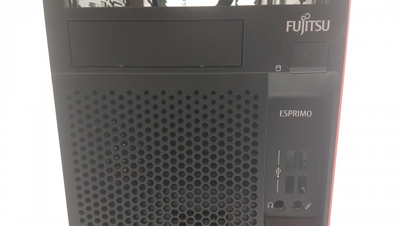 Fujitsu Esprimo MI6W P557 E85+ PC Desktop Micro ATX Tower Gehäuse
